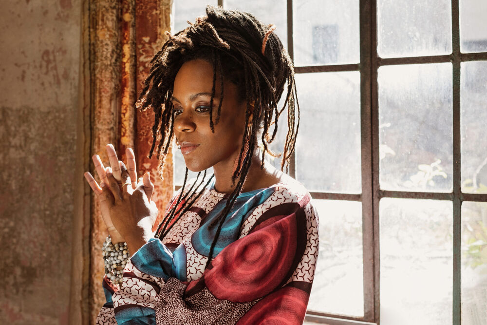 Akua Naru &raquo;all about love: new visions&laquo;