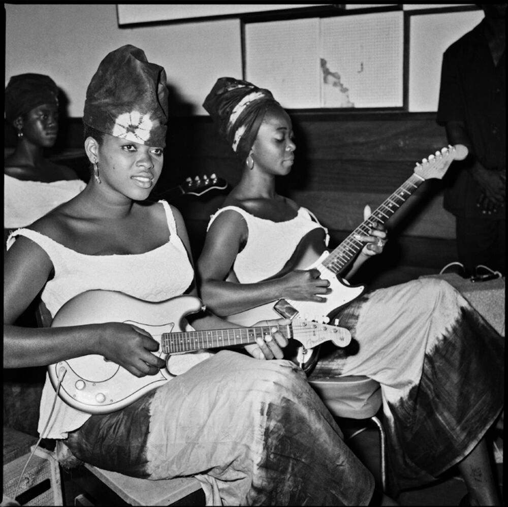 Photo by Roger da Silva