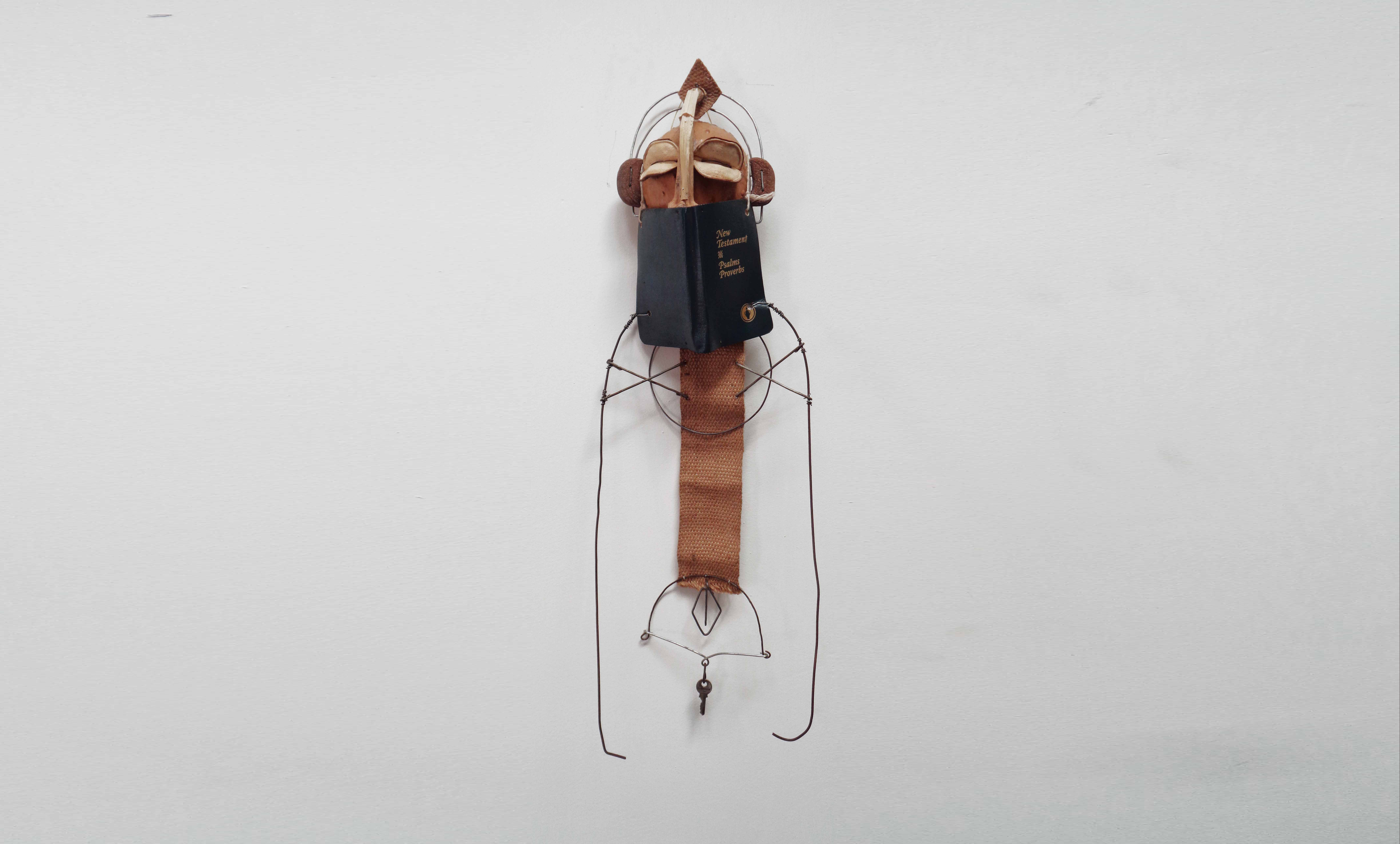 »Two Lizzards | Sharing One Stomach« co-kuratiert von Modzi Arts, Lusaka/Sambia mit Lawrence Chikwa, Isaac Kalambata, Mapopa Hussein Manda, Maingaila Muvundika, Agness Buya Yombwe  & Lawrence Yombwe